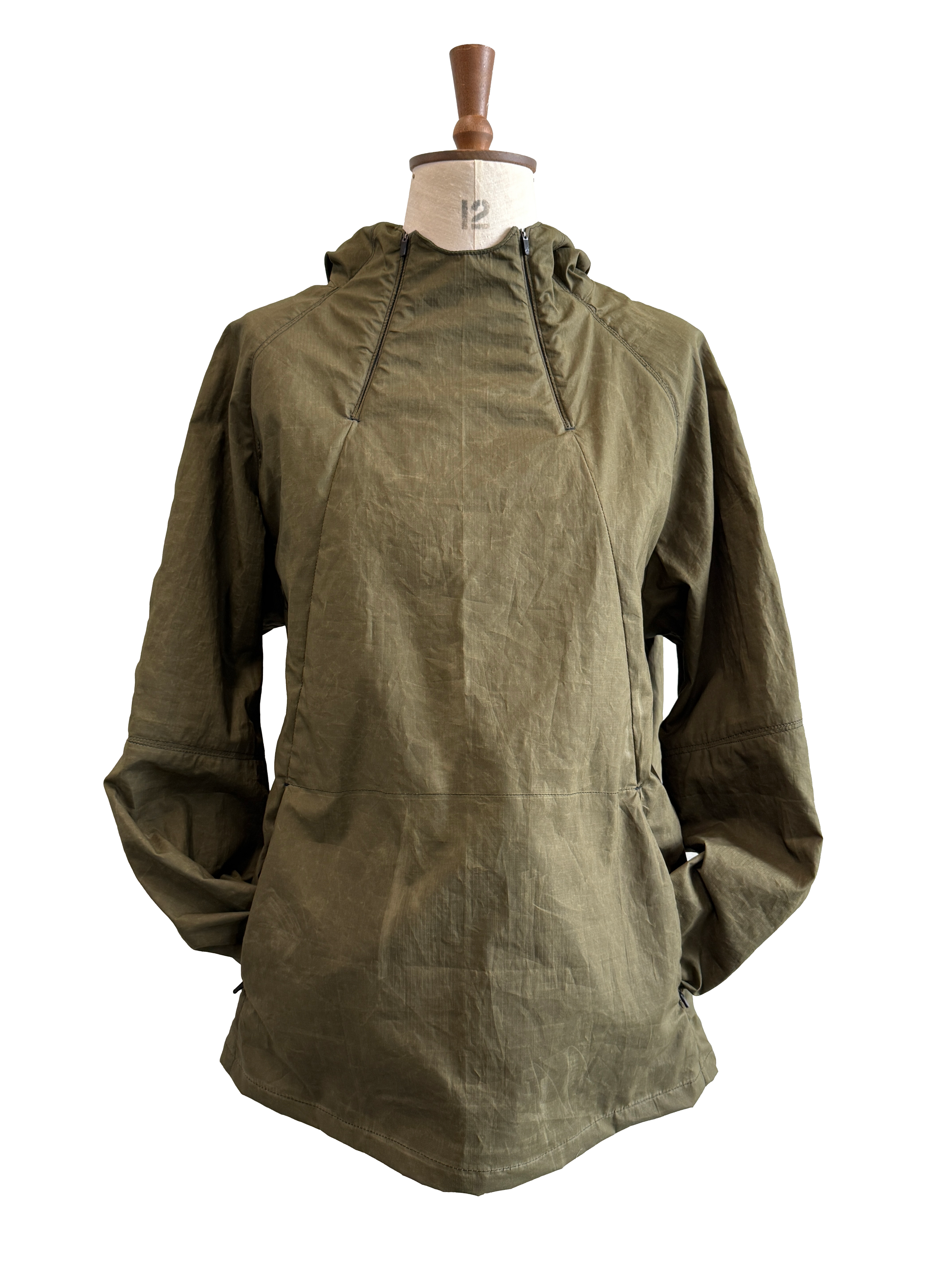 FORM: SHELL / Weather / Ripstop + Dry-Wax Anorak